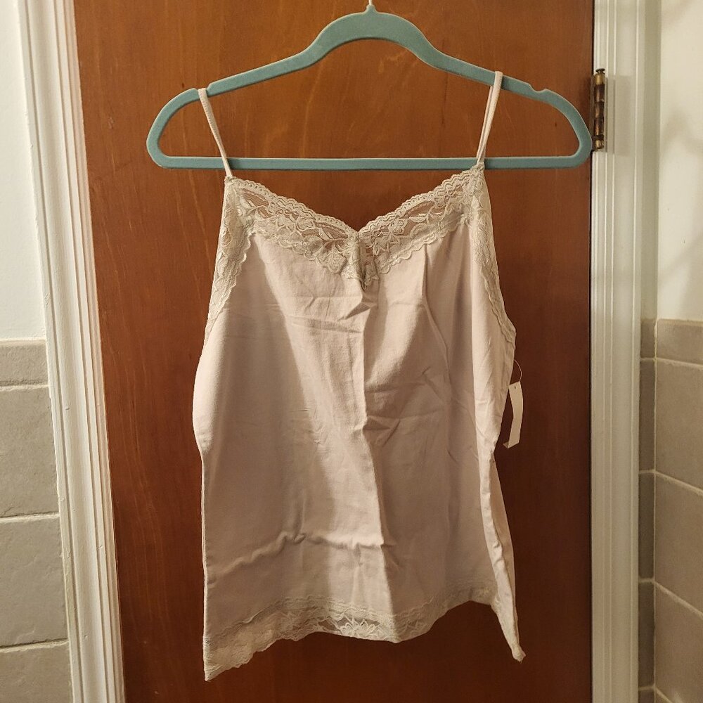 Van Heusen camisole (new with tags)